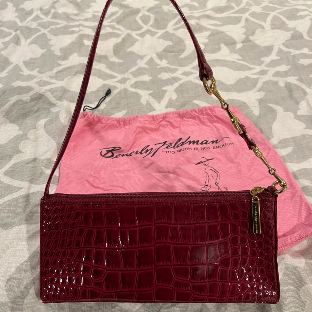 Vintage red Beverly Feldman small purse, EUC - Picture 2 of 6